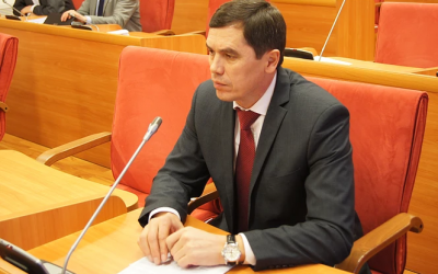 Уполномоченный представил отчет депутатам профильного комитета областной Думы