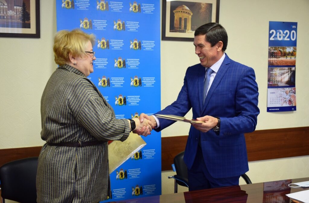 Альфир Бакиров подписал соглашение о сотрудничестве с Арбитражным центром при РСПП